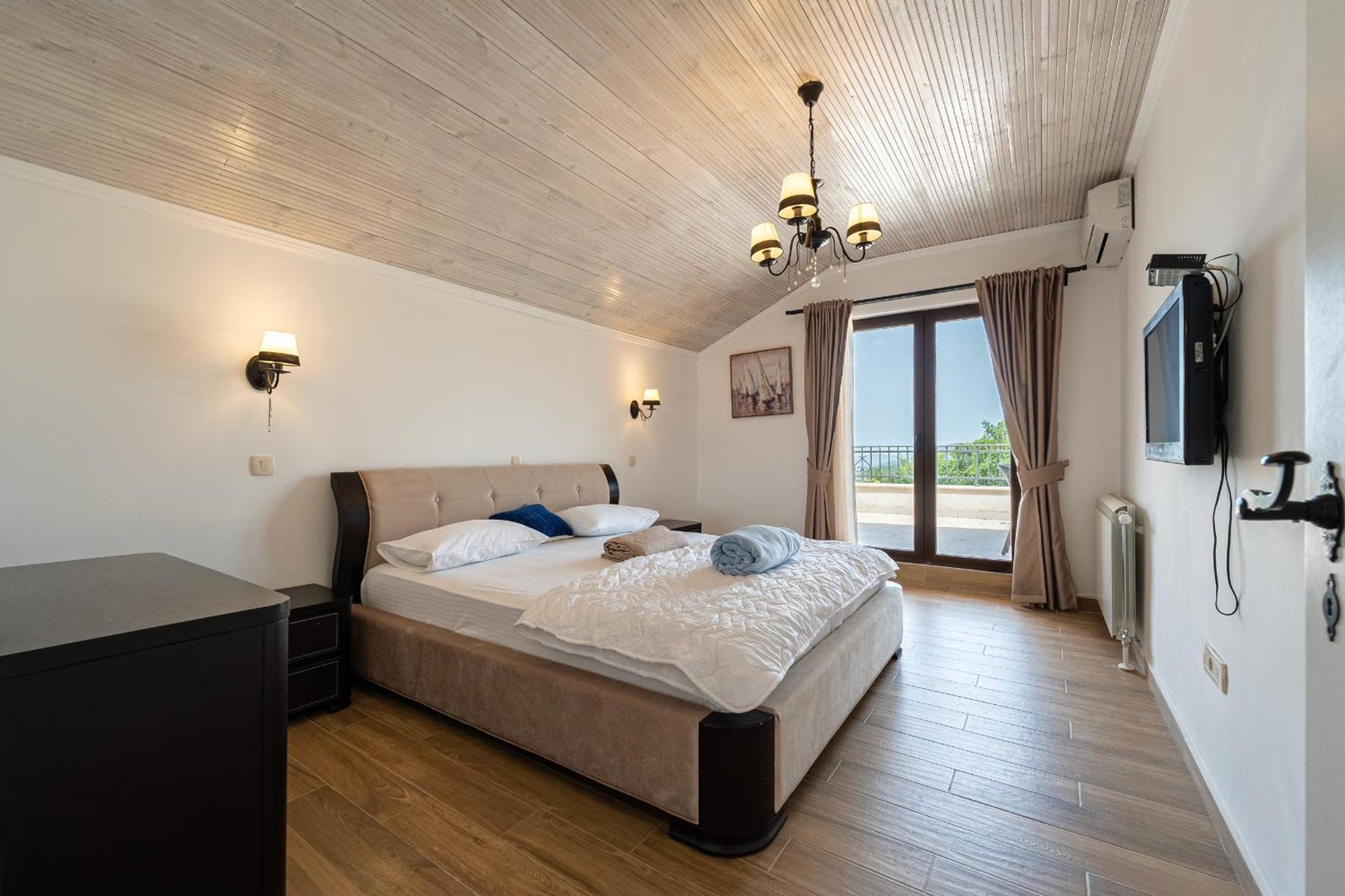 Sunset & Sunrise Villas In Stanisici-Two Villas With Common Pool Будва Экстерьер фото