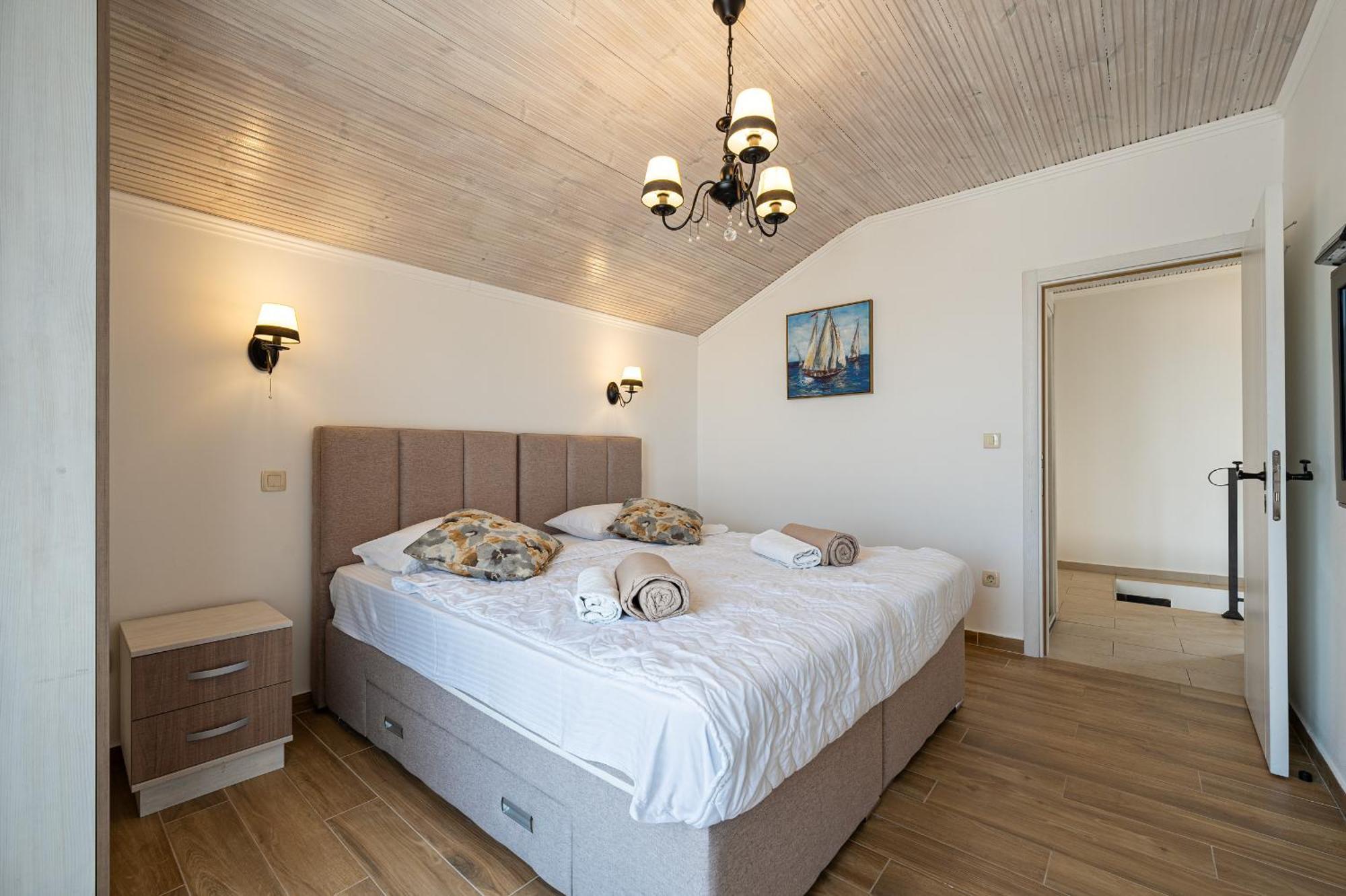 Sunset & Sunrise Villas In Stanisici-Two Villas With Common Pool Будва Экстерьер фото