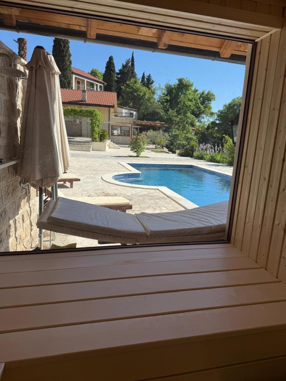 Sunset & Sunrise Villas In Stanisici-Two Villas With Common Pool Будва Экстерьер фото
