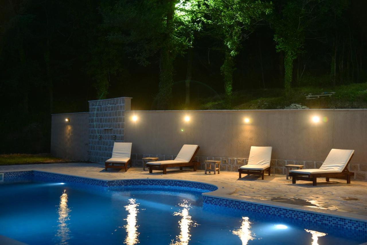 Sunset & Sunrise Villas In Stanisici-Two Villas With Common Pool Будва Экстерьер фото